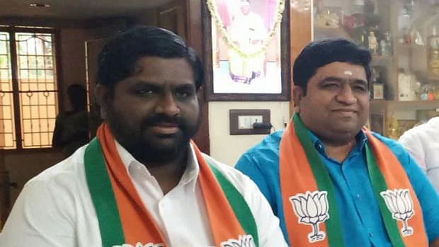 கும்பகோணம் ஹெலிகாப்டர் சகோதரர்கள்
