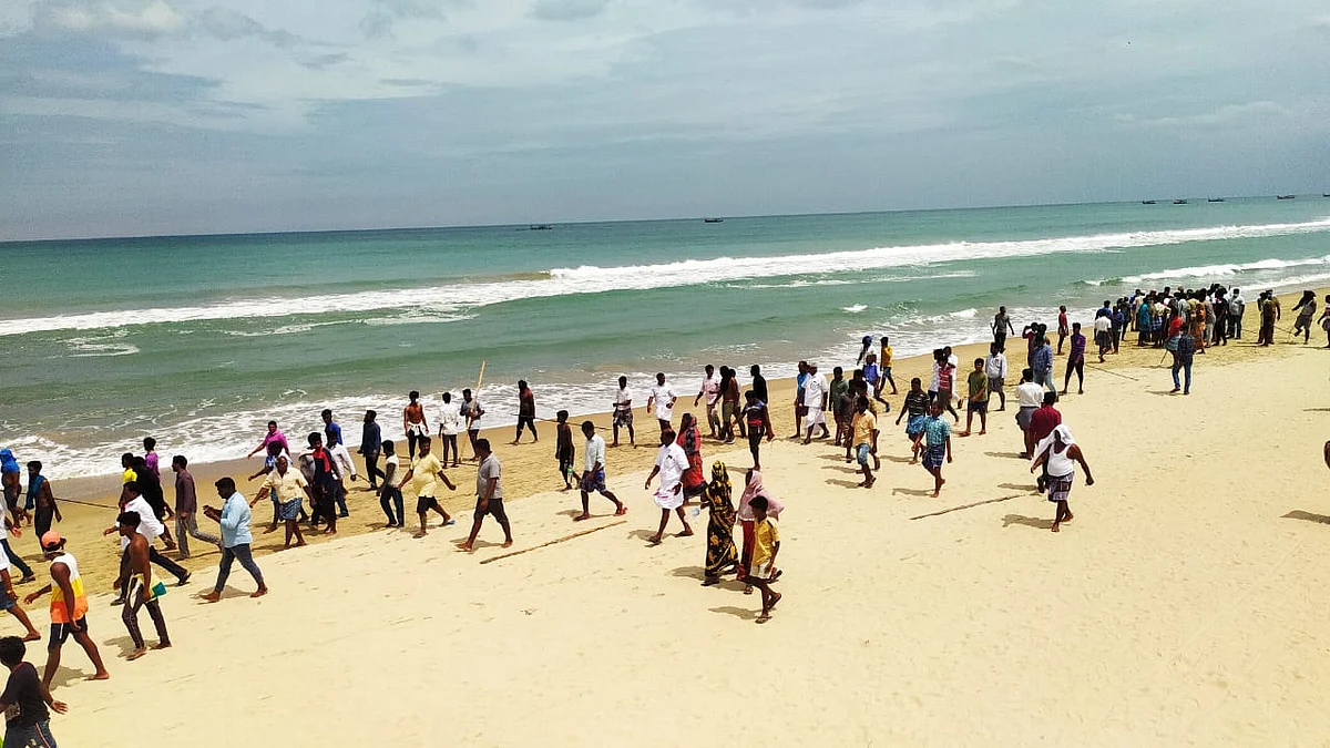 புதுச்சேரி மீனவர்கள்