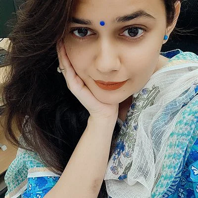 டீனா தாபி