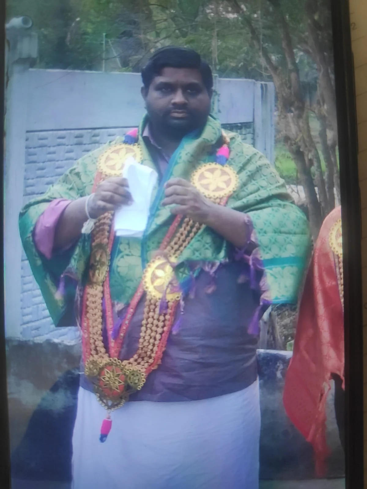 போலீஸ் கைதுசெய்த ஹெலிகாப்டர் சகோதரர்களில் ஒருவர்