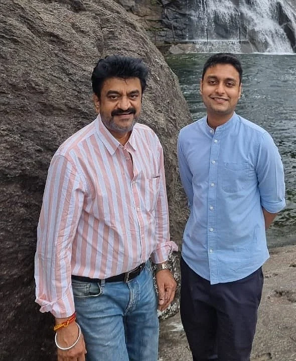 மகன் ஸ்ருதனுடன் சின்னி ஜெயந்த்