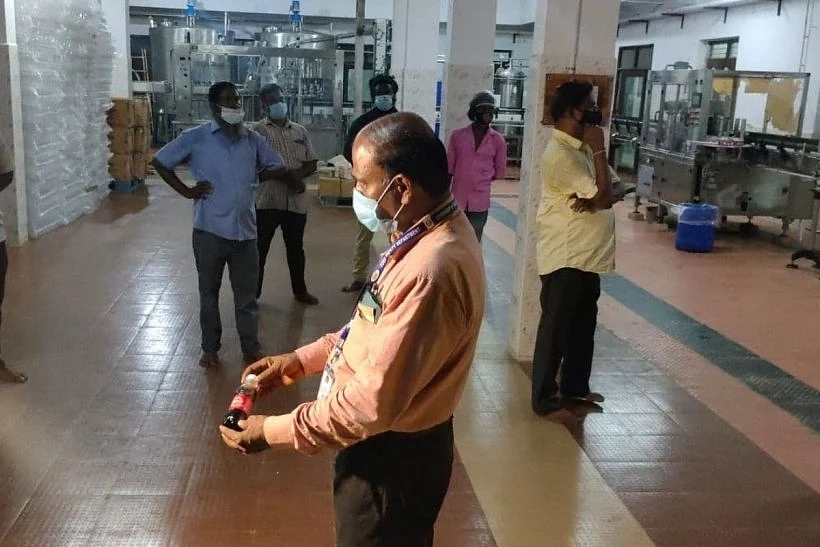 குளிர்பான ஆலைக்கு சீல்!