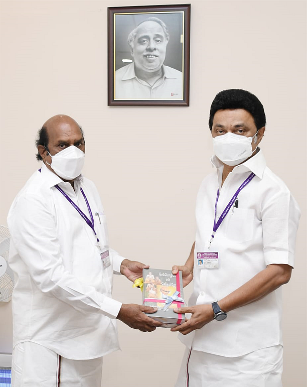 முதலவர் மு.க.ஸ்டாலின், அமைச்சர் எ.வ.வேலு