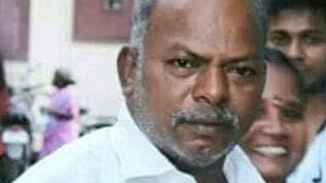கொலைசெய்யப்பட்ட சம்பத்குமார்