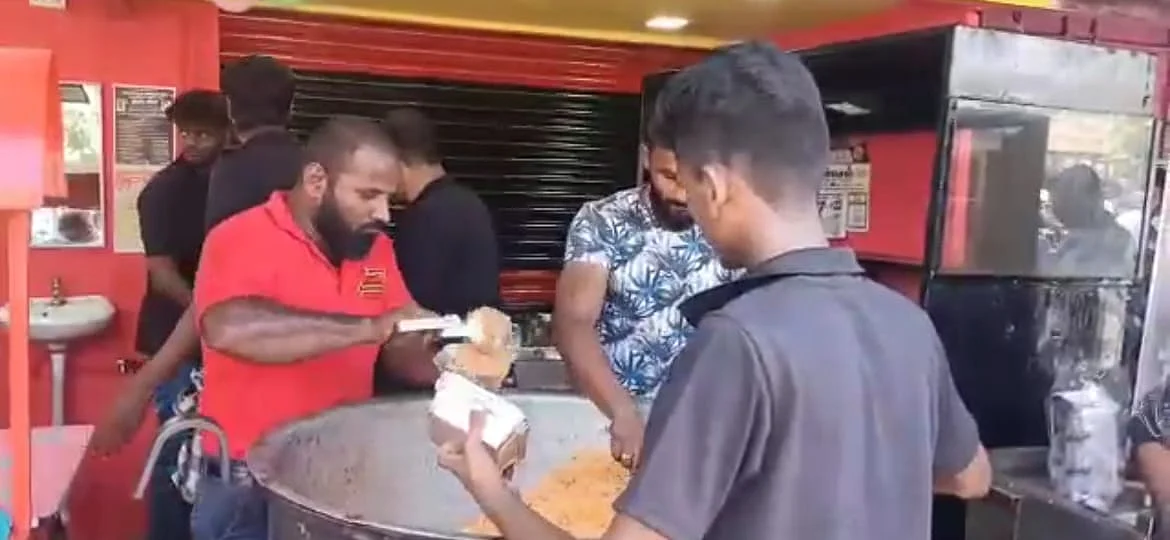 இலவச பிரியாணி