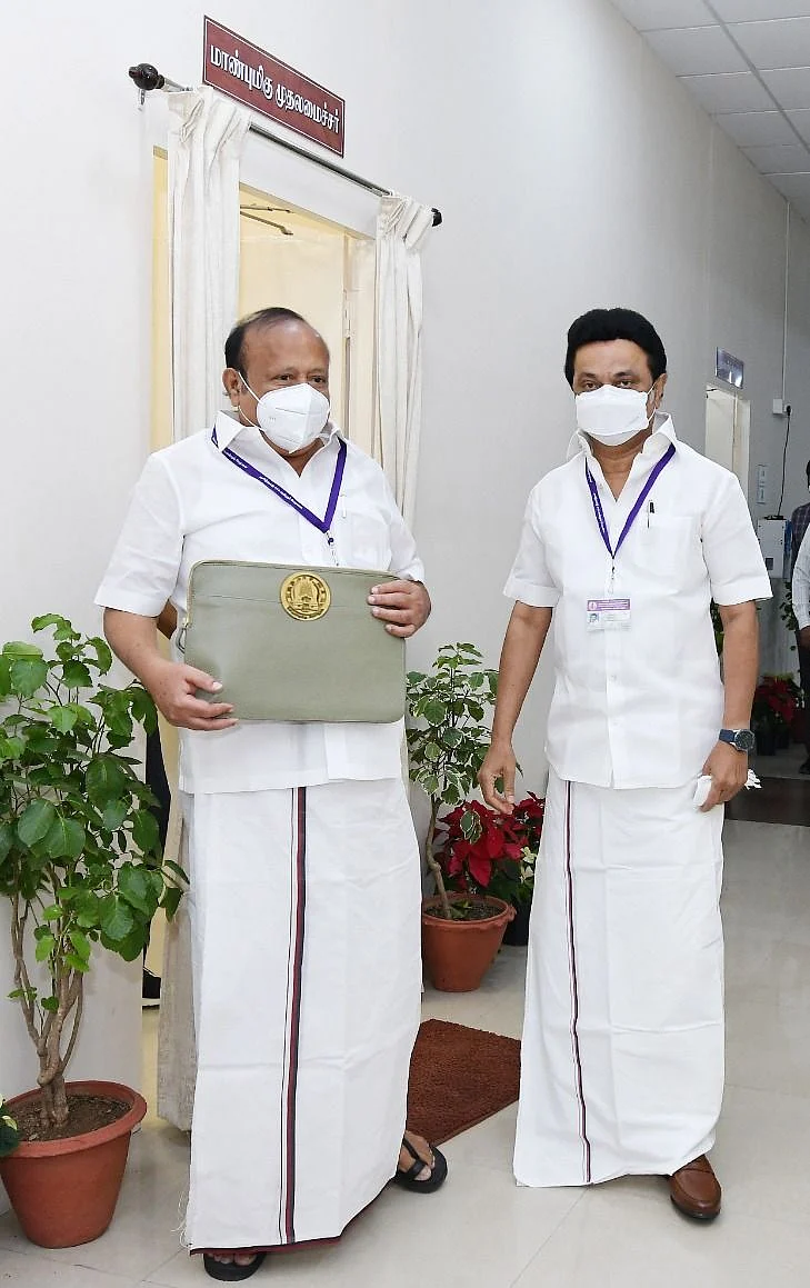 எம்.ஆர்.கே.பன்னீர்செல்வம் - முதல்வர் மு.க.ஸ்டாலின்