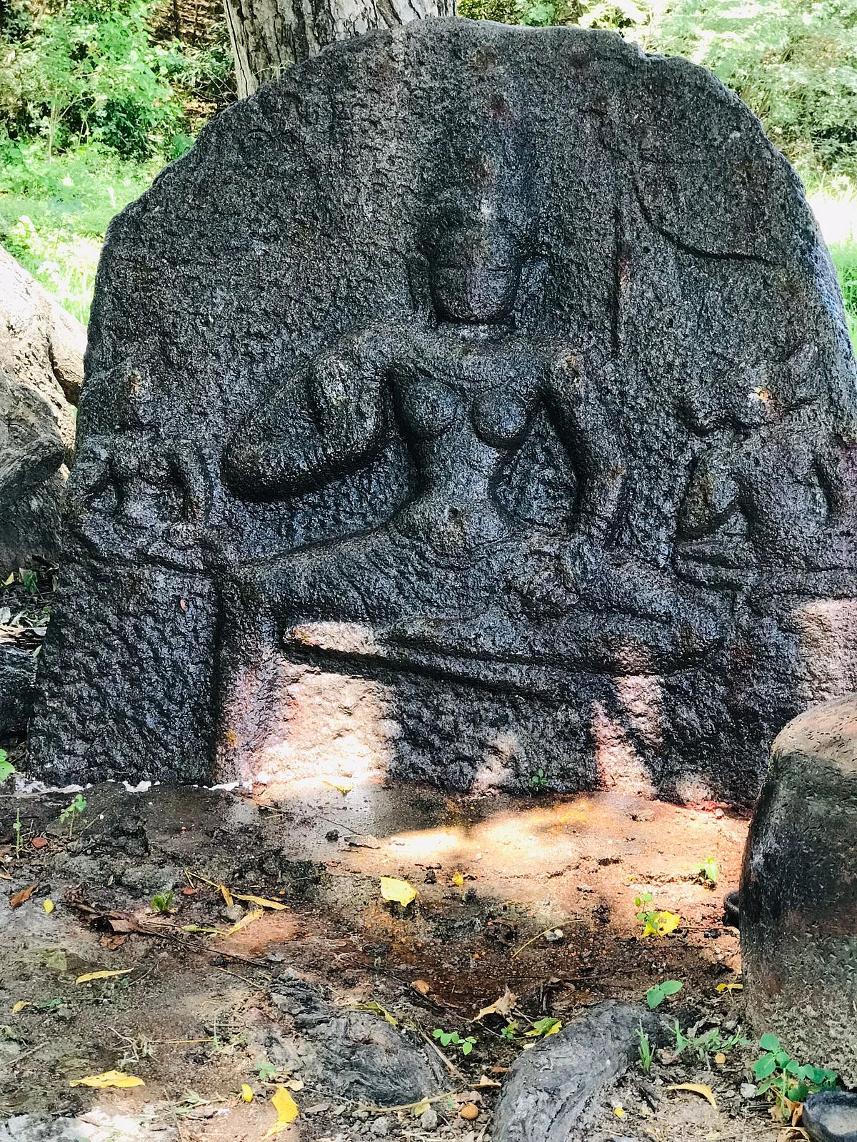 தவ்வை சிற்பம்