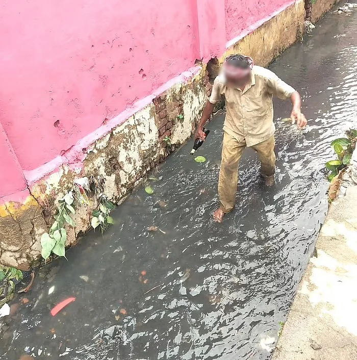 தூய்மைப் பணியாளர்