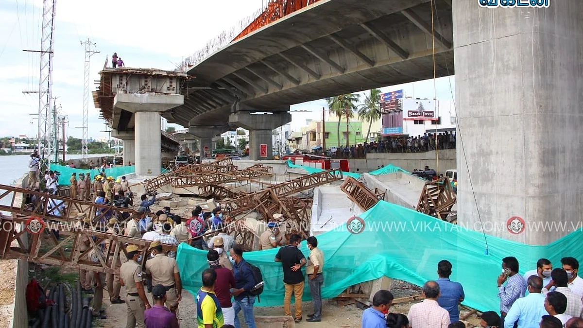 மதுரை மேம்பாலம் இடிந்து விபத்து
