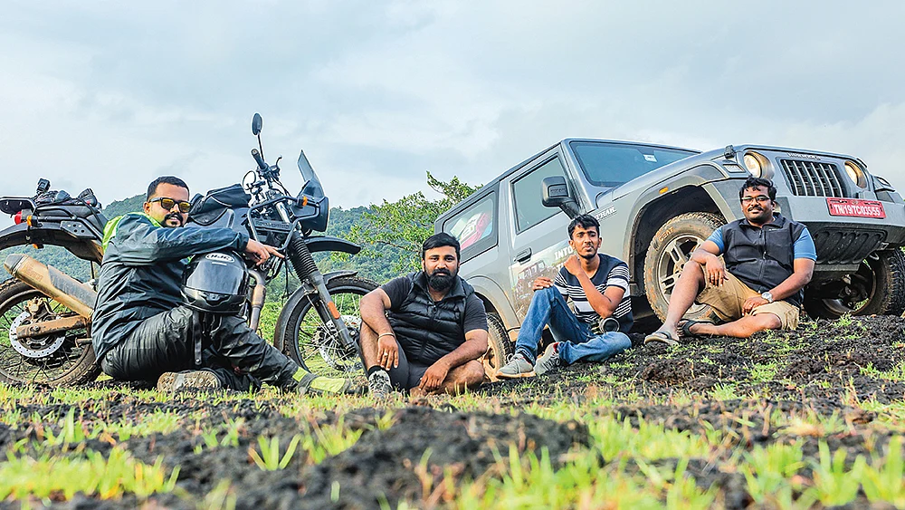 மேற்குத் தொடர்ச்சி மலை / Into The Ghats