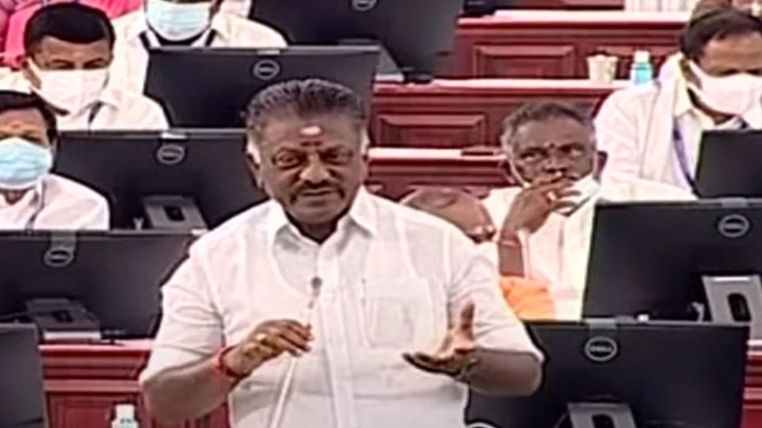 சட்டப்பேரவையில் எதிர்க்கட்சி துணைத் தலைவர் ஓ.பி.எஸ்