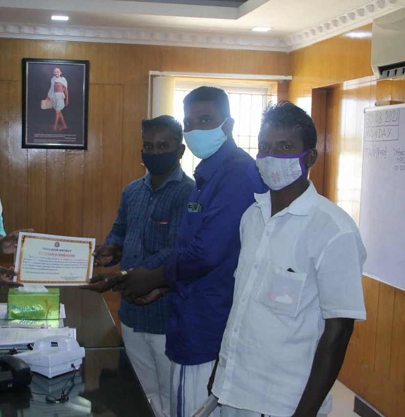 பாராட்டு பெற்ற டிரைவர் கர்ணன்