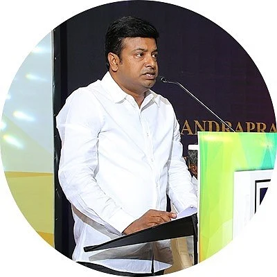 சந்திரபிரகாஷ்