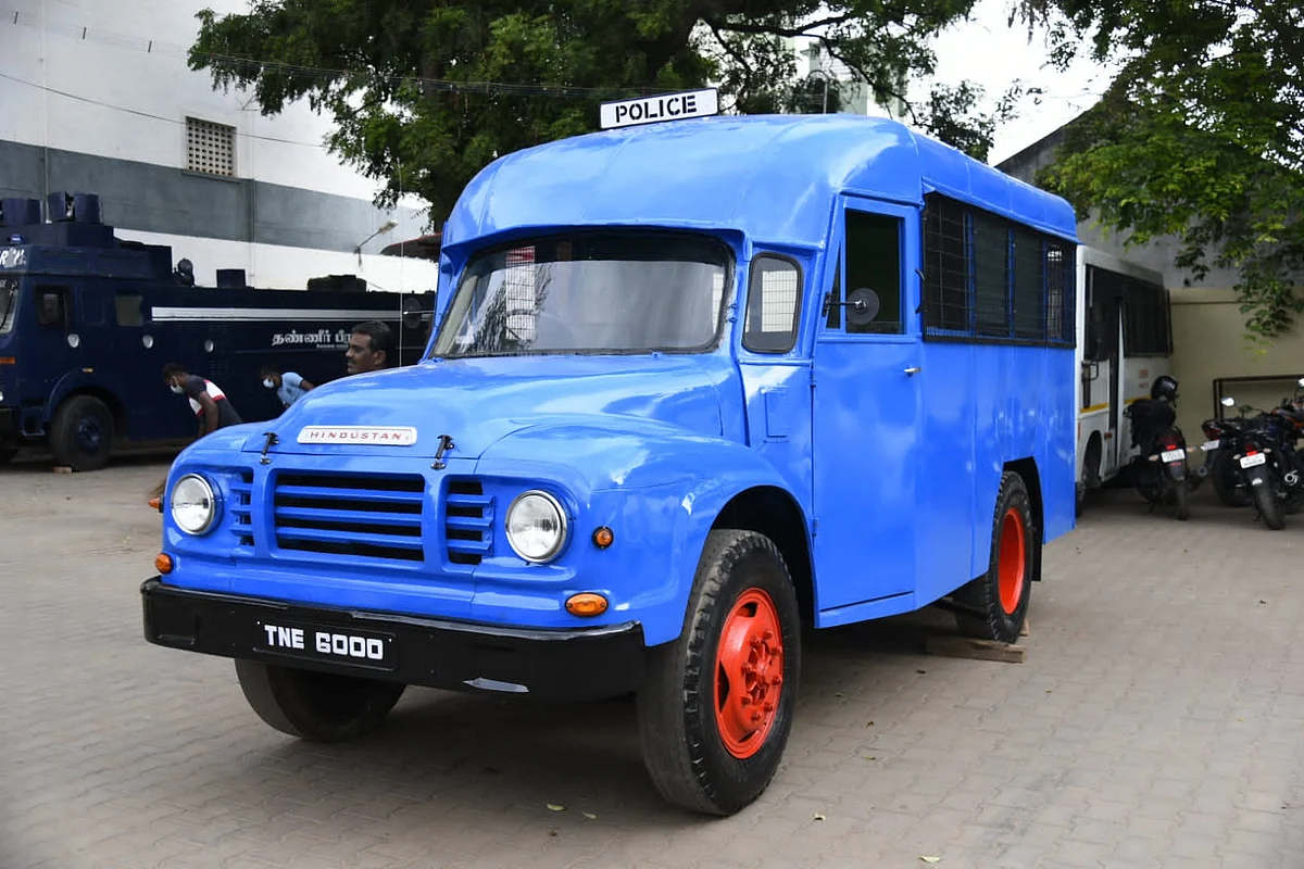 புதுப்பிக்கப்பட்ட நிலையில்