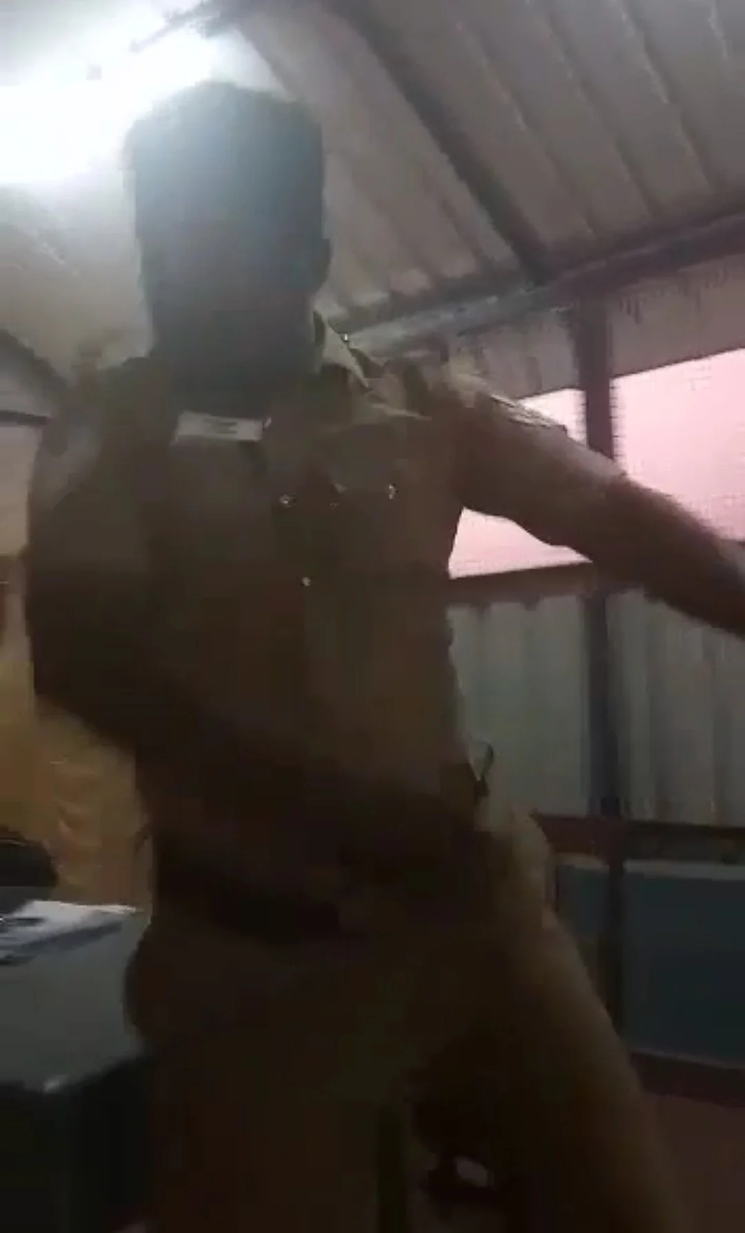 காவலர் முருகன்