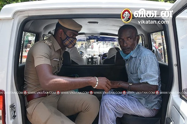 காவல் நிலையம் அழைத்துச் செல்லப்பட்ட கணேசன்