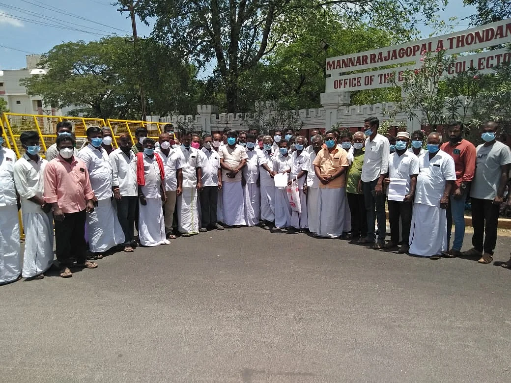 `எங்கள் ஊராட்சியை சிவகங்கை மாவட்டத்திற்குள் இணைக்கக்கூடாது'- எதிர்க்கும் புதுக்கோட்டை மக்கள்
