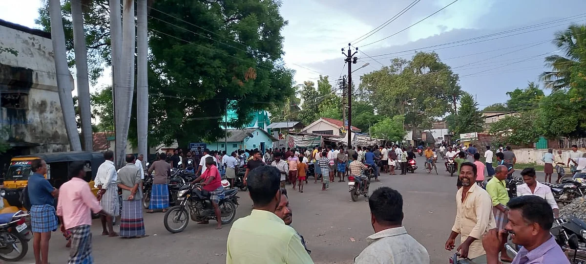 பொதுமக்கள்