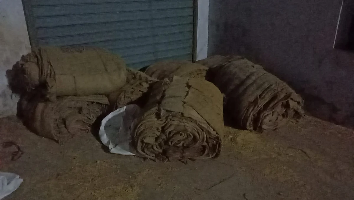 சாக்குகள்