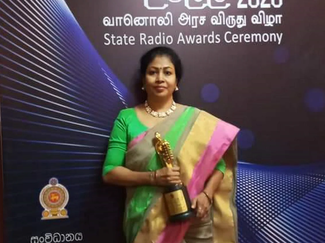 மொழிக்குரிய தனித்துவத்தைக் கடைப்பிடிக்காவிட்டால்
அது மொழிக்கு நாம் செய்யும் துரோகம்!