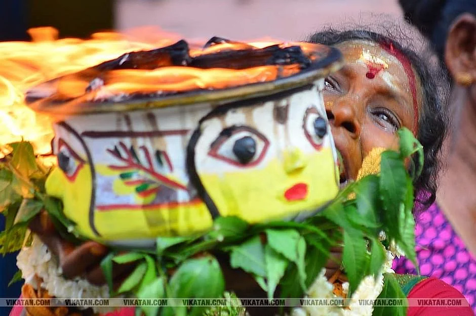 அக்னிச் சட்டி எடுத்தல்