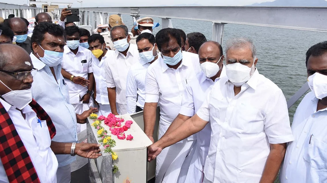 அமைச்சர்கள்