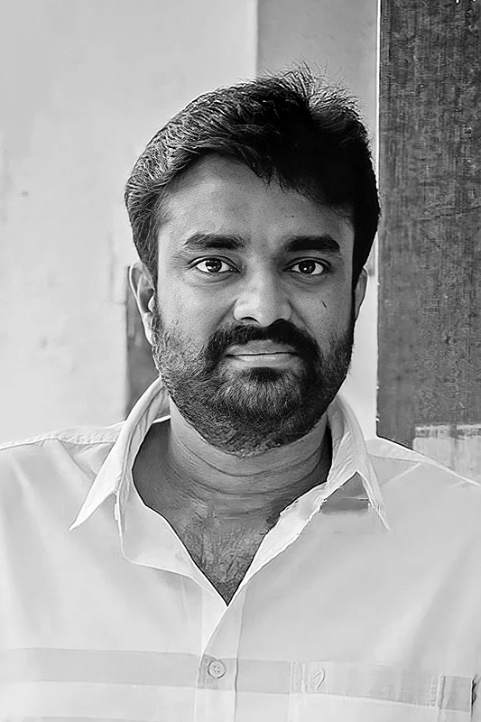 அஜித்... இனியவை முப்பது!