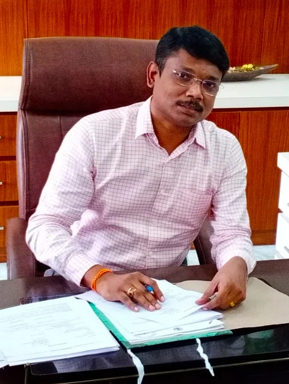 திருவண்ணாமலை மாவட்ட ஆட்சியர் முருகேஷ்