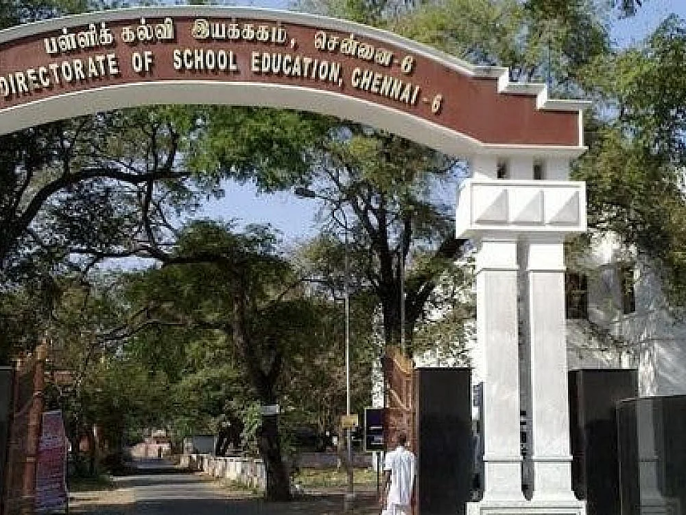 அலுவல் சாரா கல்விக்குழு உறுப்பினர்கள் நியமனத்தில் பாரபட்சமா... சர்ச்சைக்கு என்ன காரணம்?