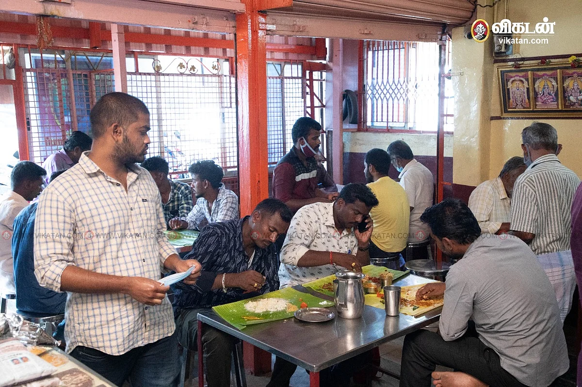 வாடிக்கையாளர்கள்