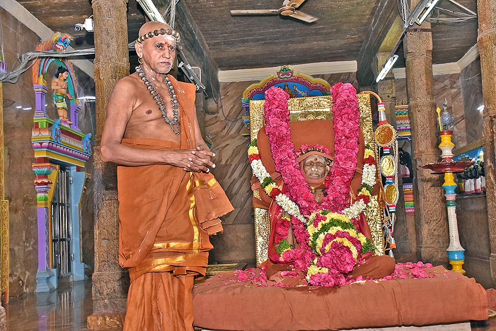 மிஸ்டர் கழுகு: நள்ளிரவில் நடந்த சமாதானப் படலம்!