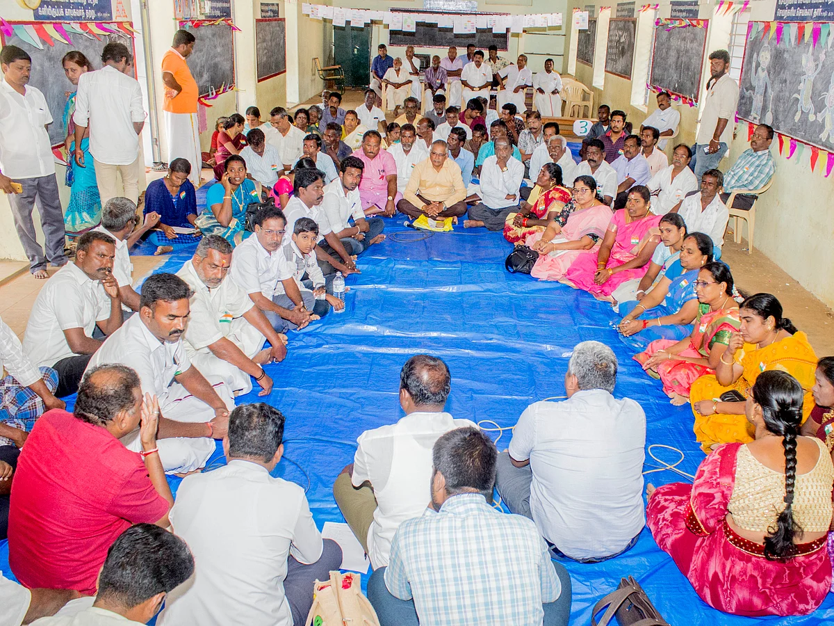 `கொரோனாதான் காரணமா; அல்லது...?!' - கிராம சபை கூட்டங்களுக்குத் தடை; கேள்வியெழுப்பும் ஆர்வலர்