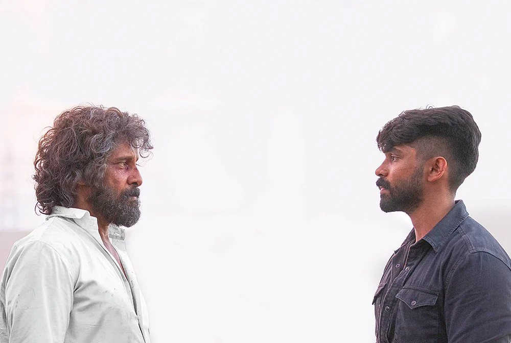 விக்ரம், துருவ் இருவரில் யார் ‘மகான்’?