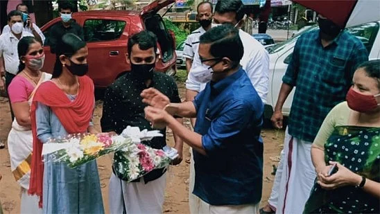 எம்.எல்.ஏ தலைமையில் திருமணம்