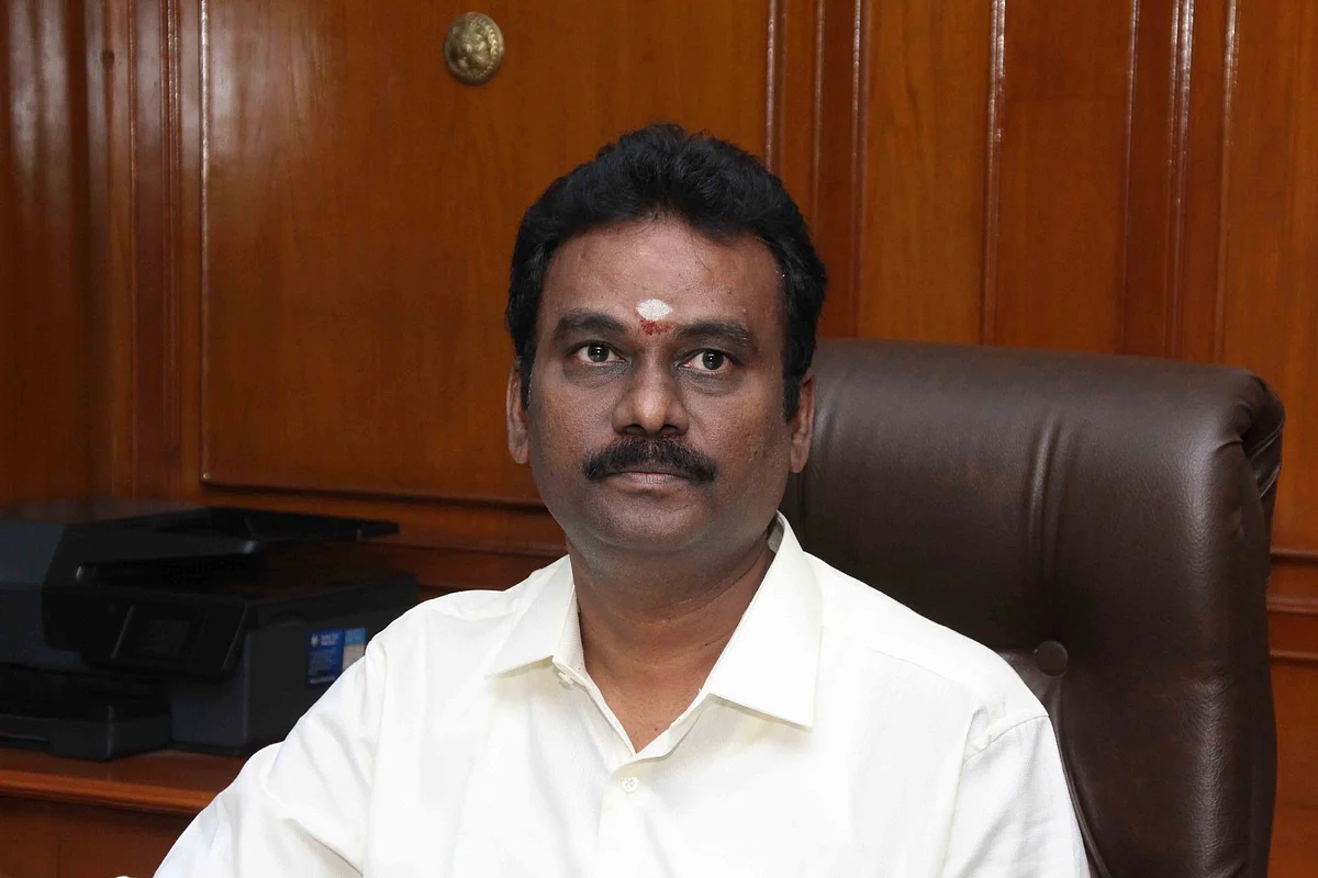 திண்டுக்கல் மாவட்ட ஆட்சியர் எஸ்.விசாகன்