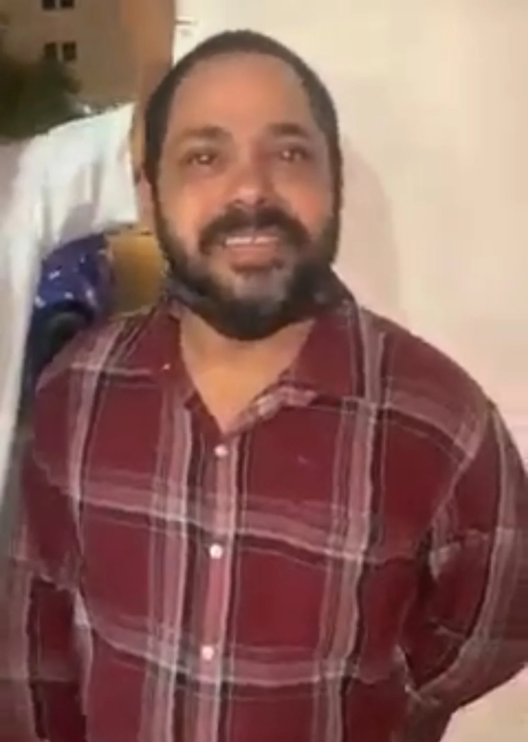 துபாய் ஓட்டல் ஊழியர் செய்யது அலி