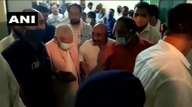 பூபேஷ் பாகெலின் தந்தை கைது