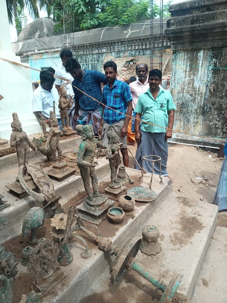 ஐம்பொன்னிலான சிலைகள்