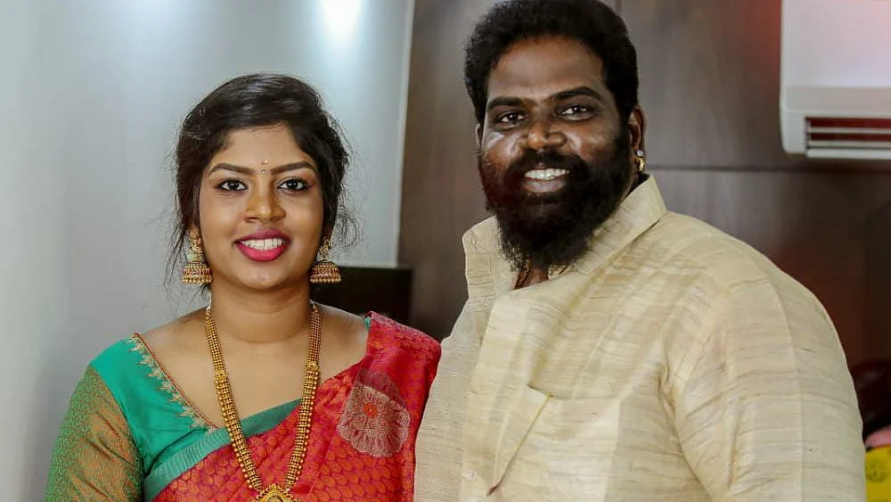 மகளுடன் பெசன்ட் ரவி