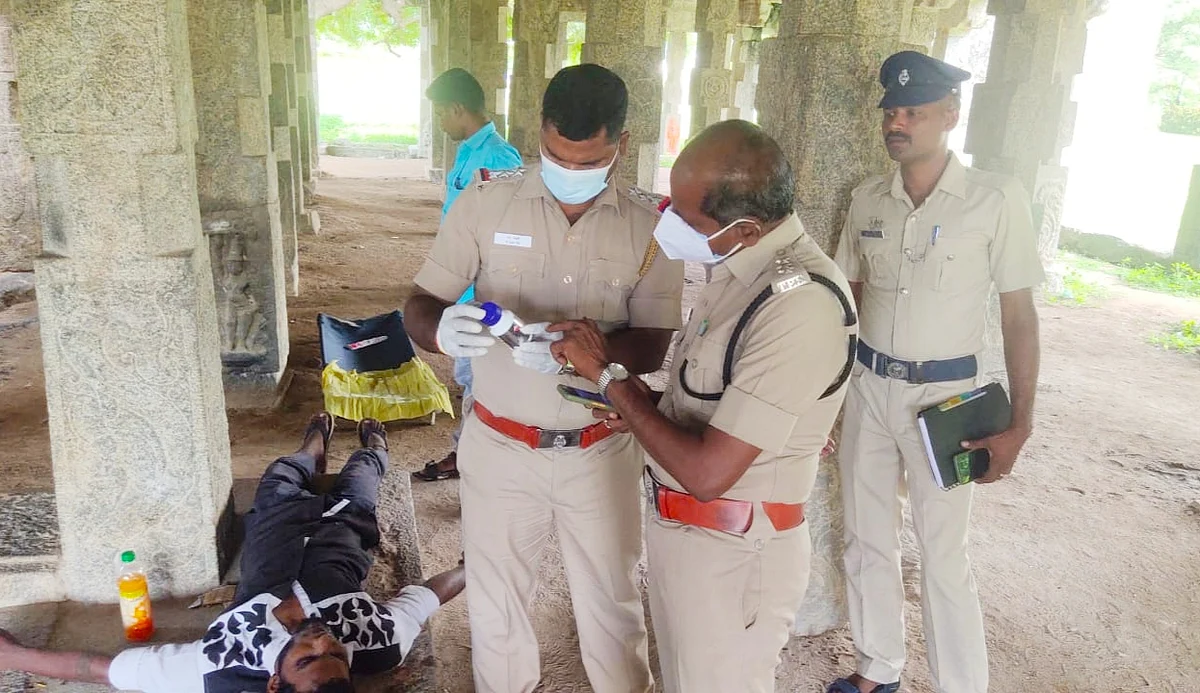 சம்பவ இடத்தில் செஞ்சி காவல்துறை