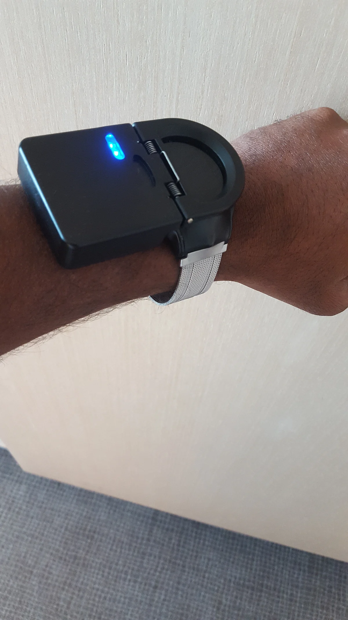 Watch with power bank