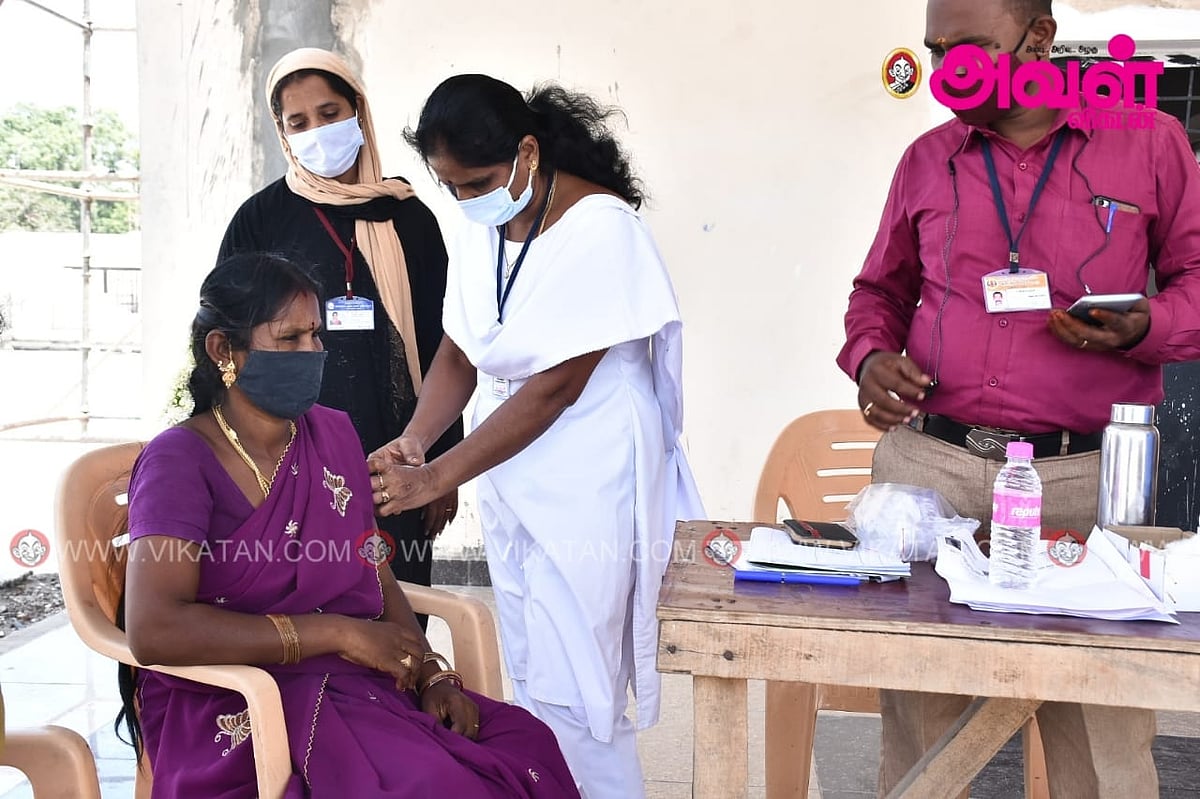 மெகா தடுப்பூசி முகாம்