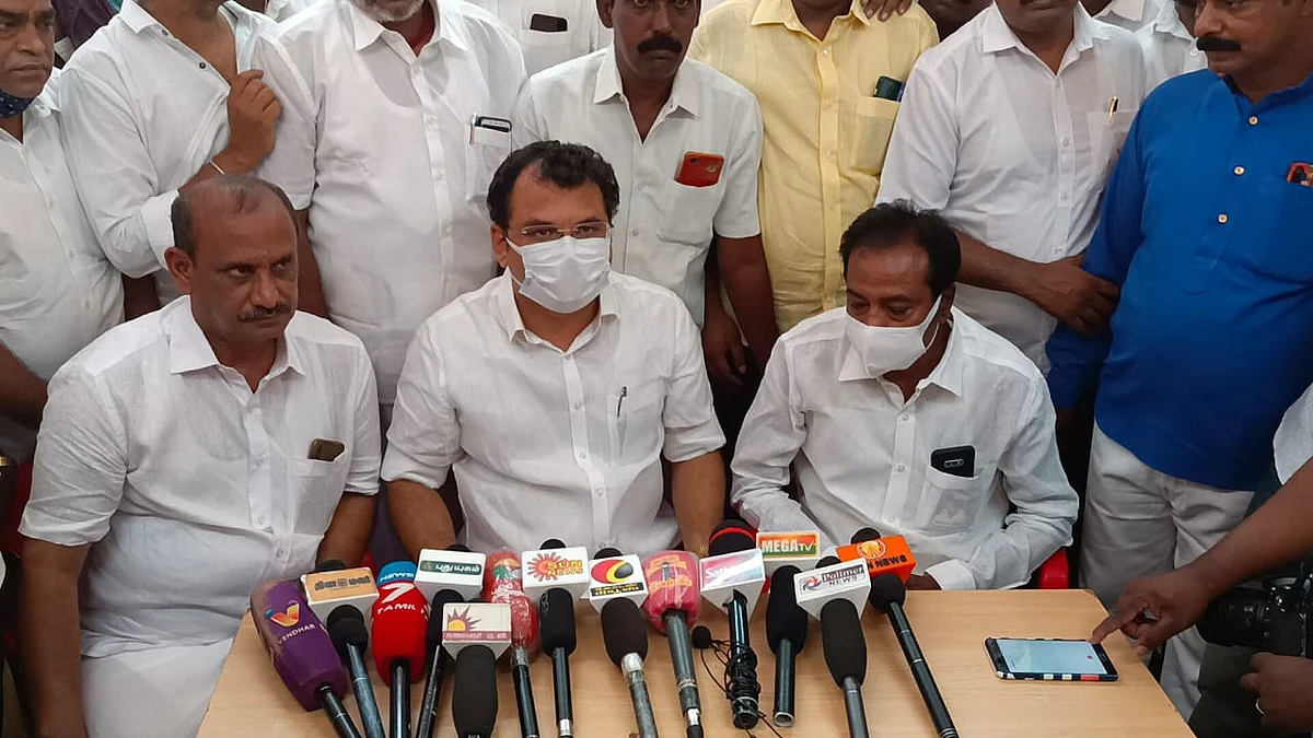 `வெளிநாடுவாழ் தமிழர்களின் பிரச்னையைத் தீர்க்க நடவடிக்கை!’ - மாநிலங்களவை எம்.பி அப்துல்லா