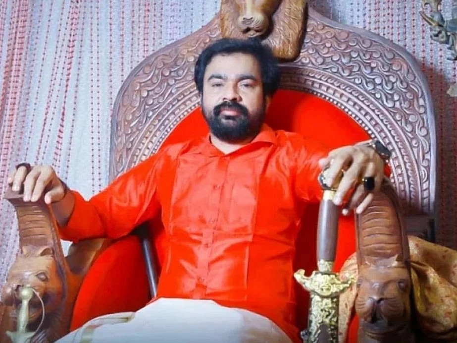 `திப்பு சுல்தானின் சிம்மாசனத்தில் அமர ஆசைப்பட்ட வி.ஐ.பி-க்கள்!’ -மோன்சன் மாவுங்கல்லின் மோசடி லீலைகள்