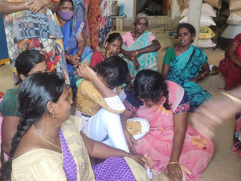 `நல்லா எழுதியிருக்கேன்; கொஞ்சம் பயமா இருக்கு' - நீட் தேர்வு எழுதிய அரியலூர் மாணவி தற்கொலை