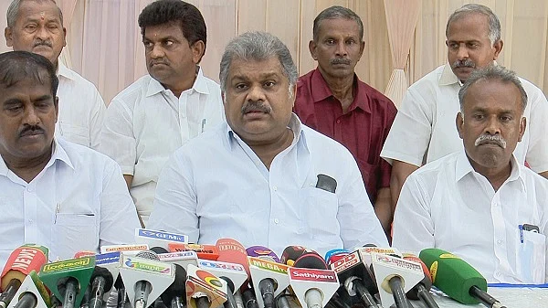 செய்தியாளர் சந்திப்பு