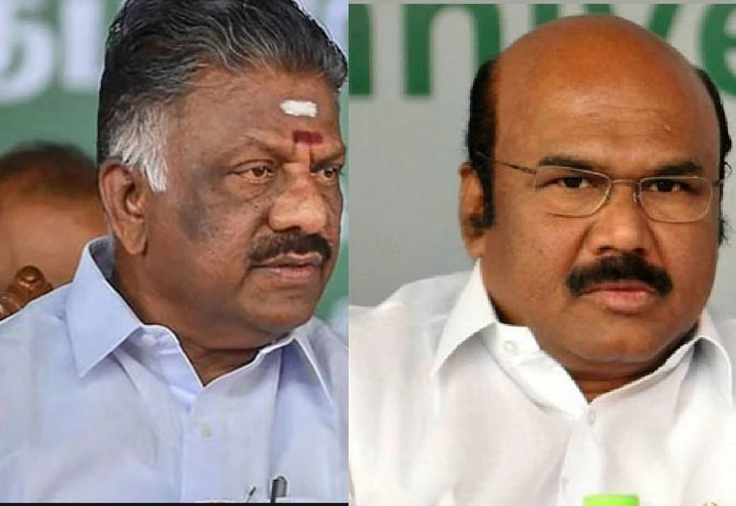 ஓ.பி.எஸ் - ஜெயகுமார்