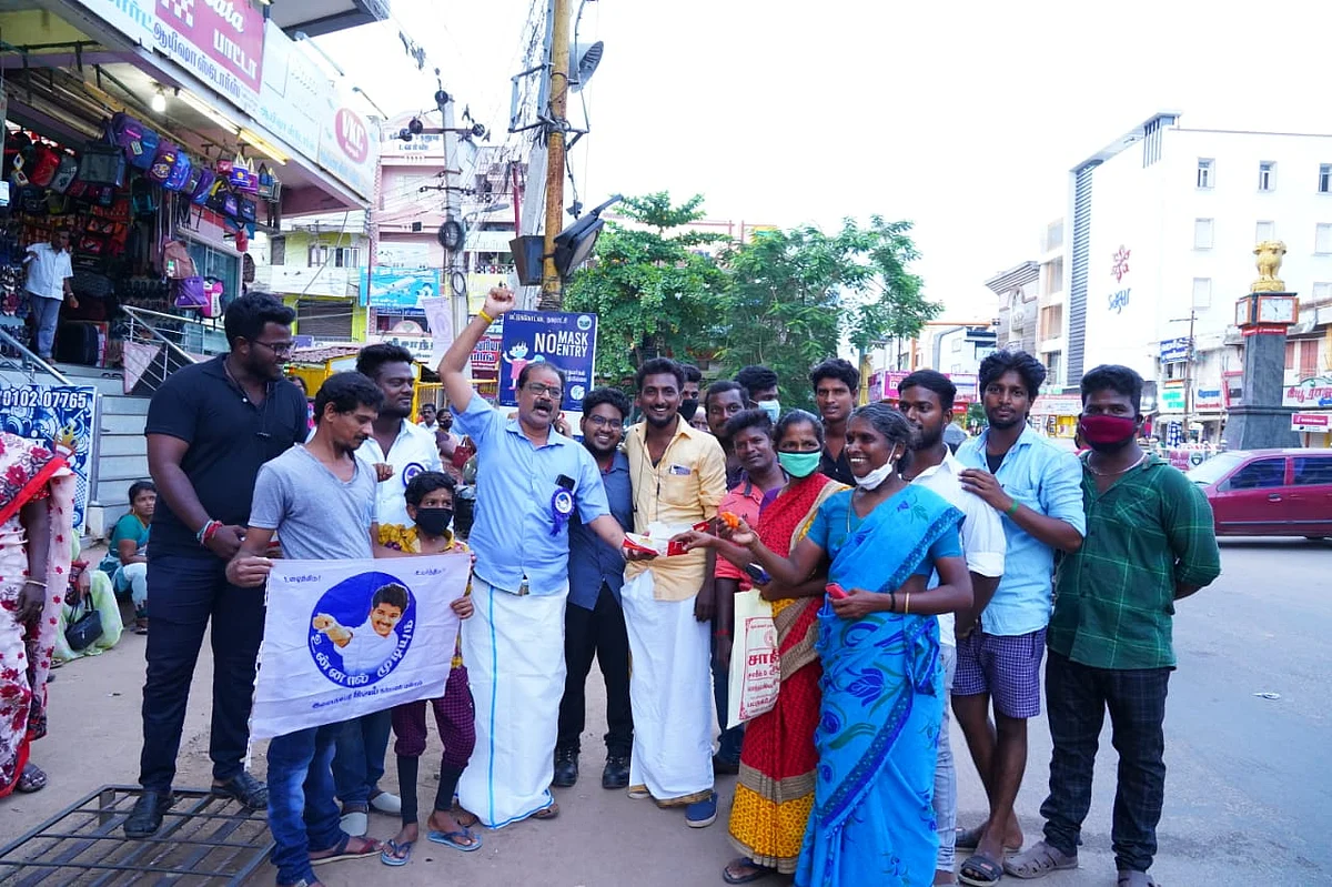 விஜய் மக்கள் இயக்க நிர்வாகிகள்