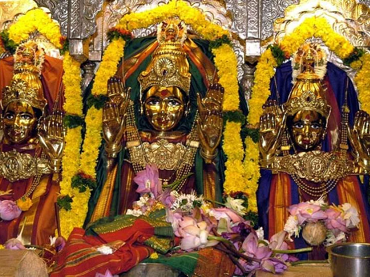 மகாராஷ்டிரா: கொரோனா 2வது அலைக்குப் பிறகு வழிபாட்டுத்தலங்கள் திறப்பு... என்னென்ன கட்டுப்பாடுகள்?