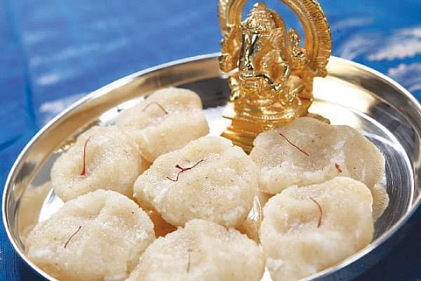 ரவை ஸ்வீட் கொழுக்கட்டை